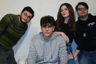 Mario Signorile: �Con le mie webserie si sorride sulle piccole difficolt� della vita�